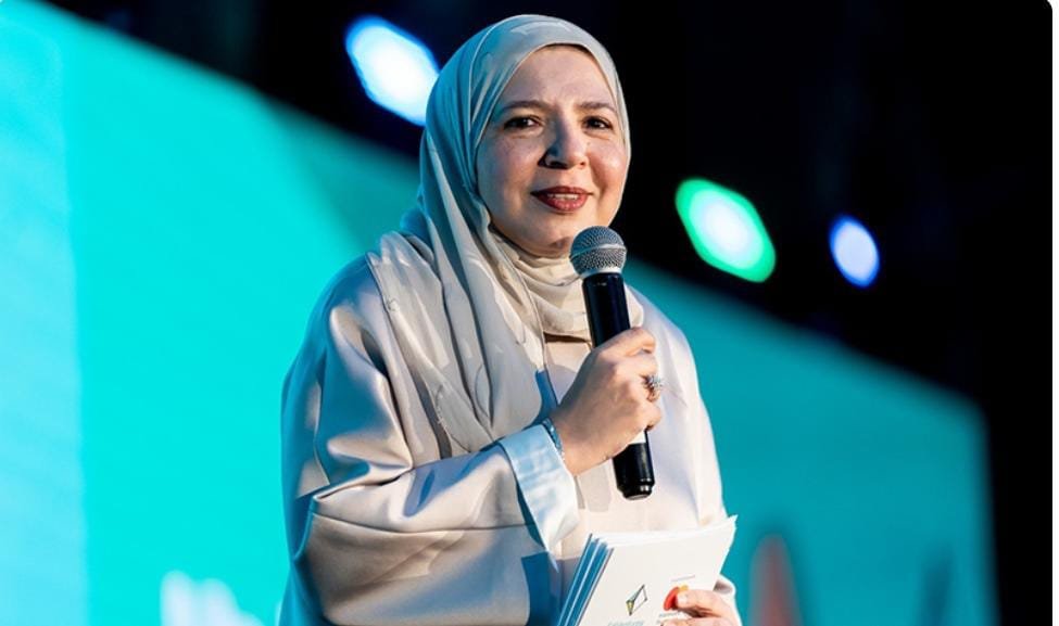 *فوز داليا إبراهيم، رئيس مجلس إدارة دار نهضة مصر للنشر، بجائزة "PublisHer Excellence Award 2025" الدولية 1 صورة واتساب بتاريخ 1446 10 12 في 19.56.16 85d40a5d