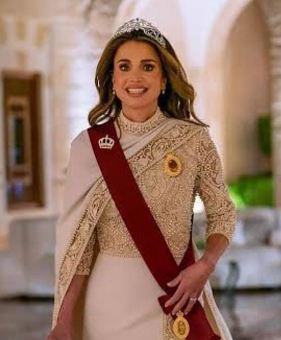 المرأة الأردنية: تاج العزة وسِنام الرفعة في سُلالة المجد 1 صورة واتساب بتاريخ 1446 12 22 في 15.38.40 d149960e Copy